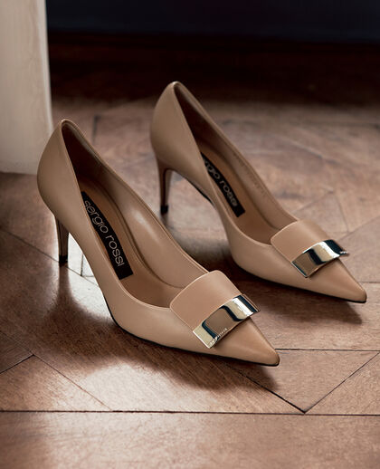 The irresistibly appealing sr1 pumps