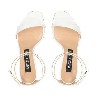 Godiva, 3