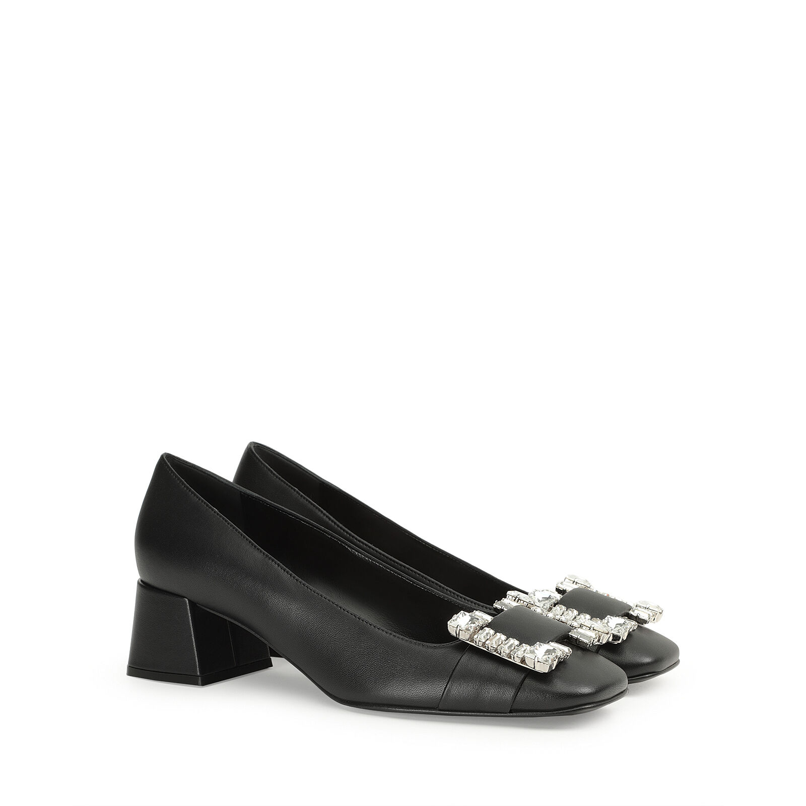 Patent leather pumps low heel on sale