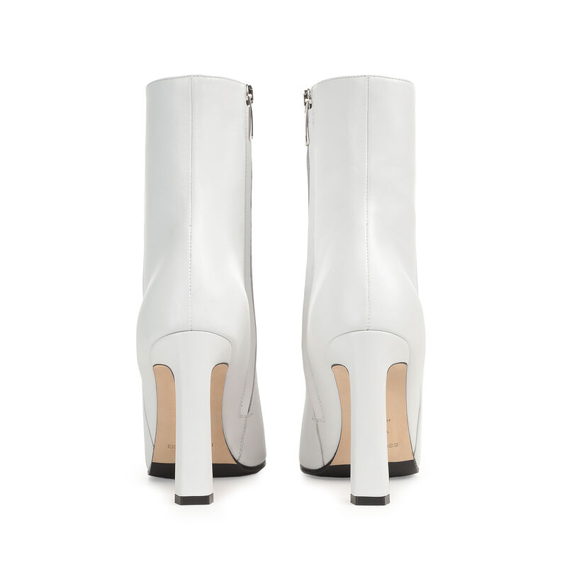 sr Kim - Booties White