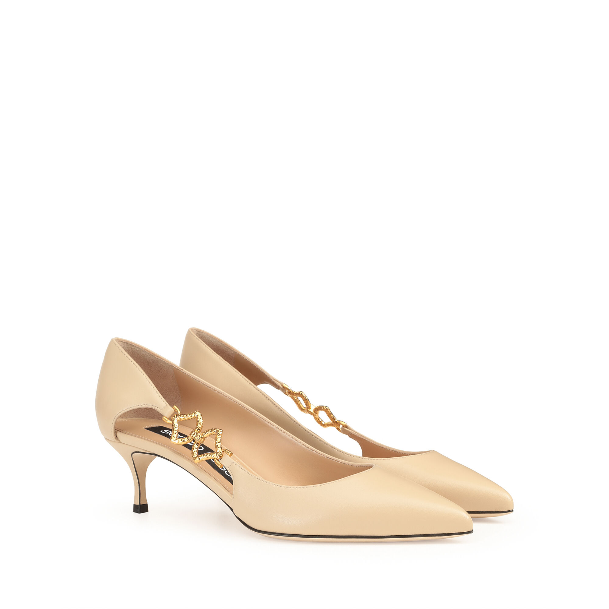 未使用✨ペリーコ　SOFT POINTED ヒール　パンプス　ホワイト　40 パンプス 7cmヒール ポインテッドトゥ レディース 痛くない 歩き