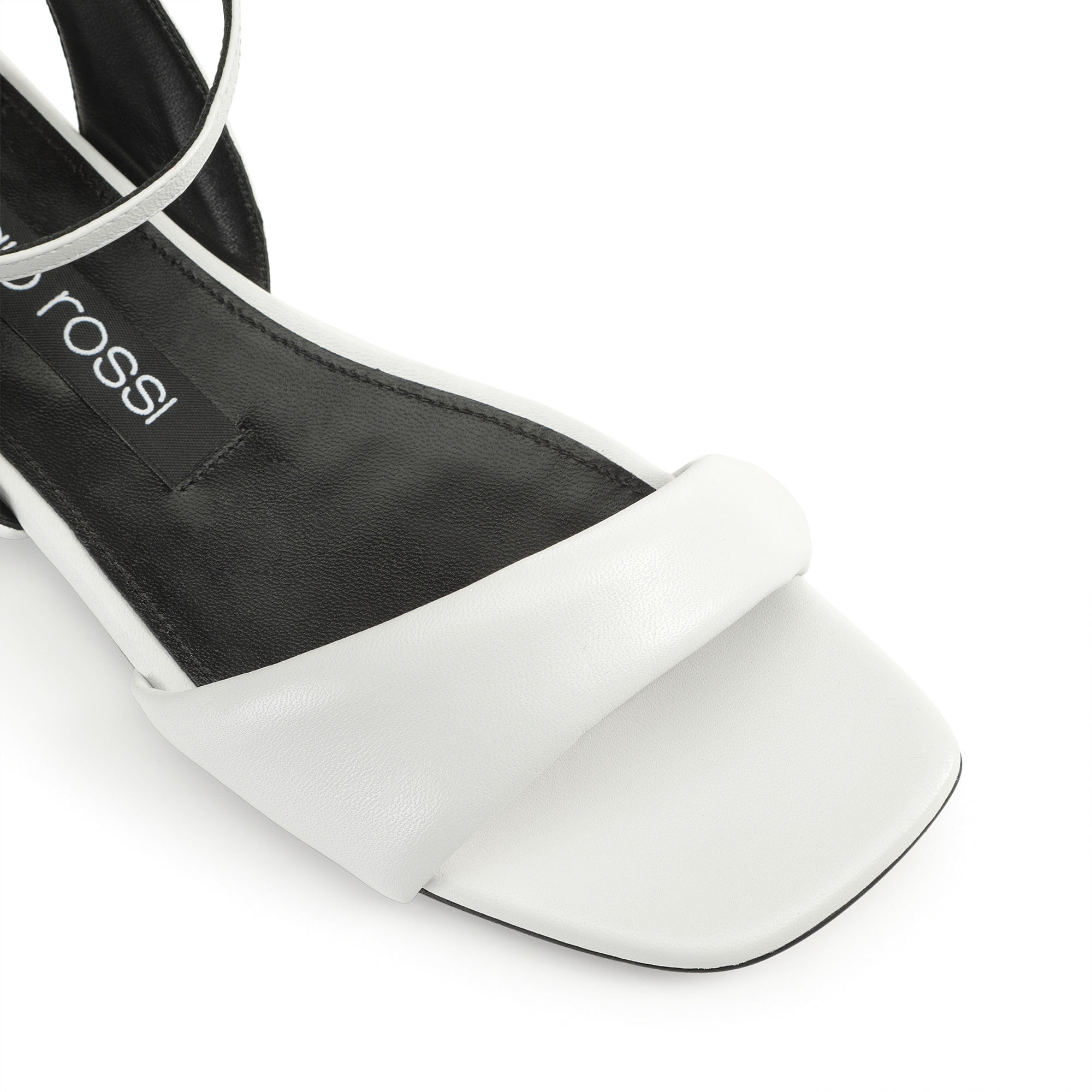 Open toe tacco basso outlet