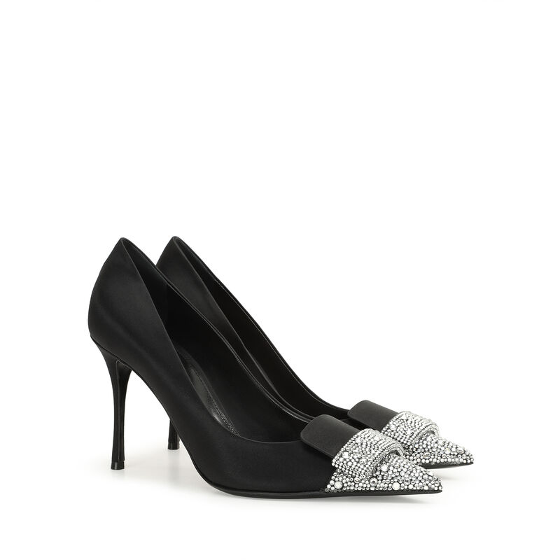 sr1 - Pumps Black