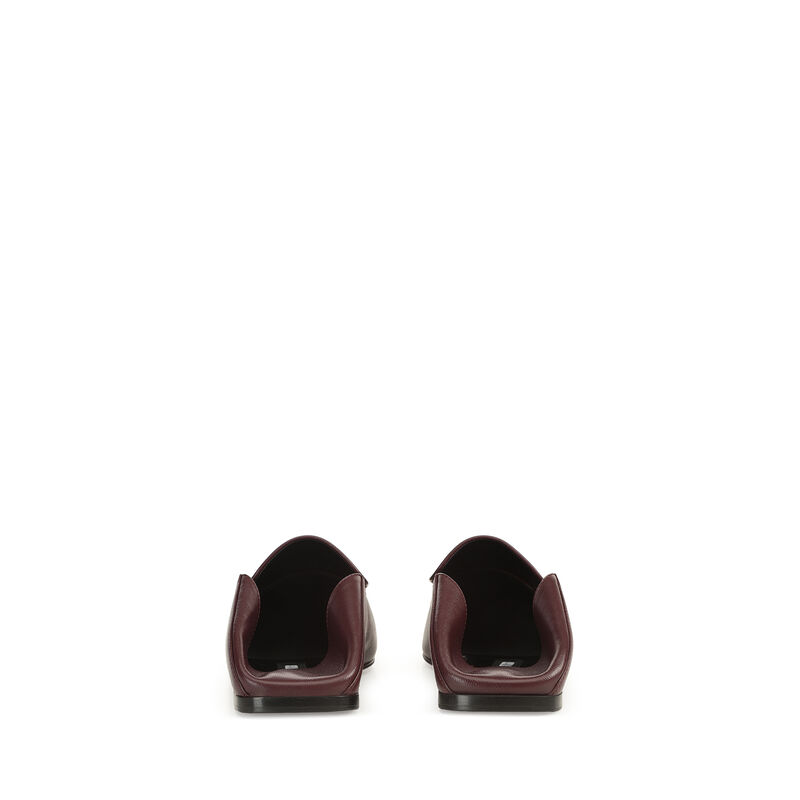 sr1 - Slippers Wine