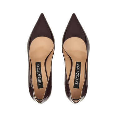 Godiva, 3
