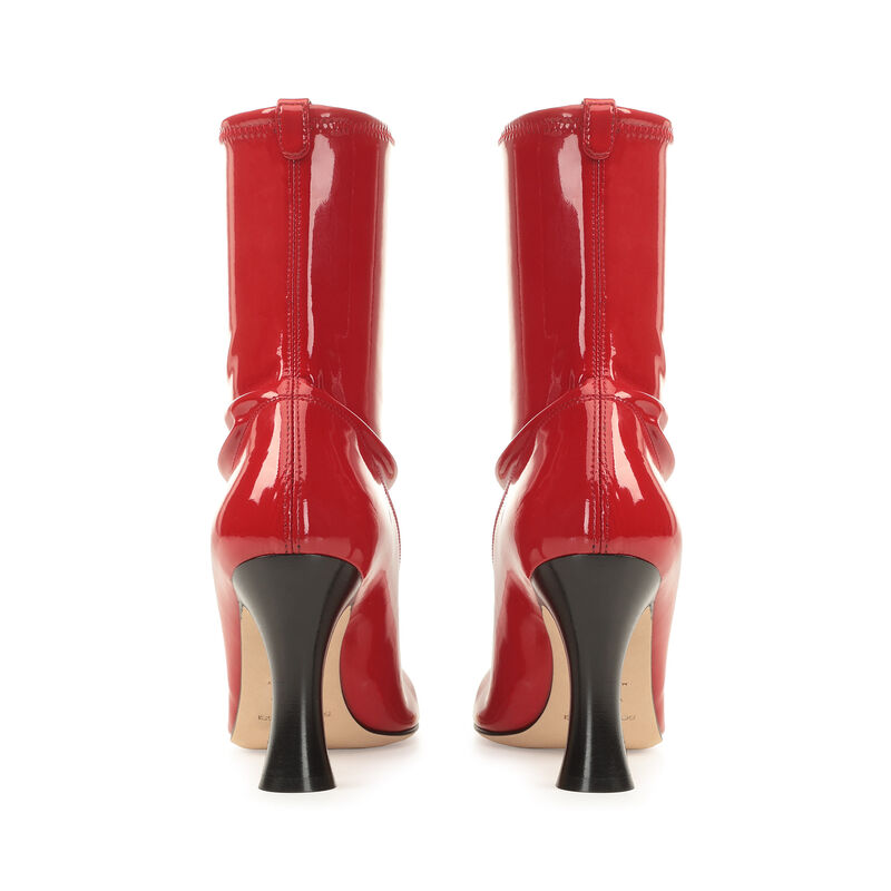 sr Tara  - Booties Carminio