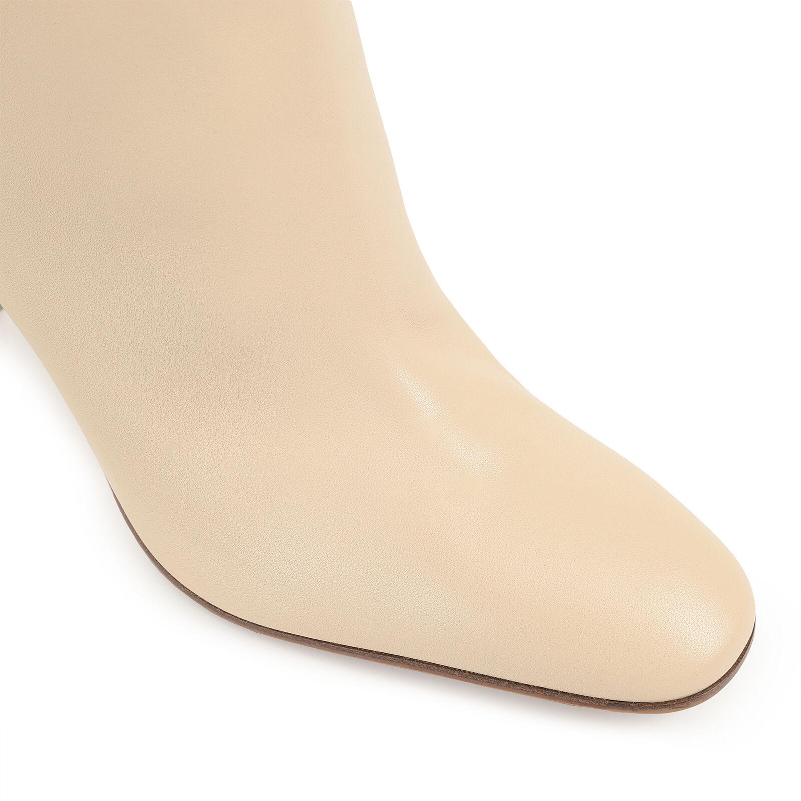 Stivali beige tacco deals