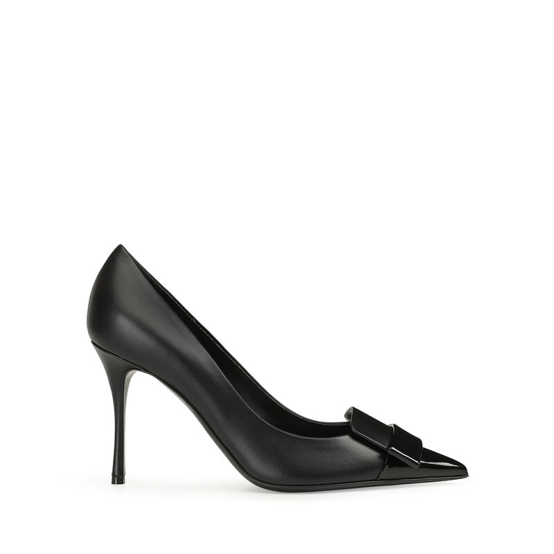 sr1 - Pumps Black