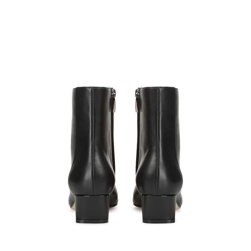 Andrea - Booties Black