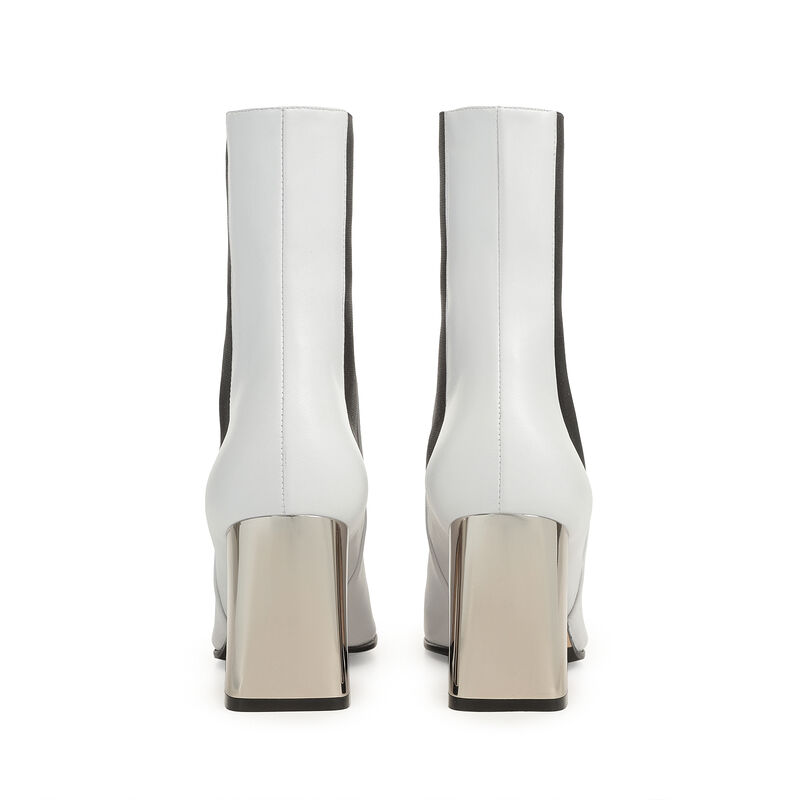 sr Alicia  - Booties White