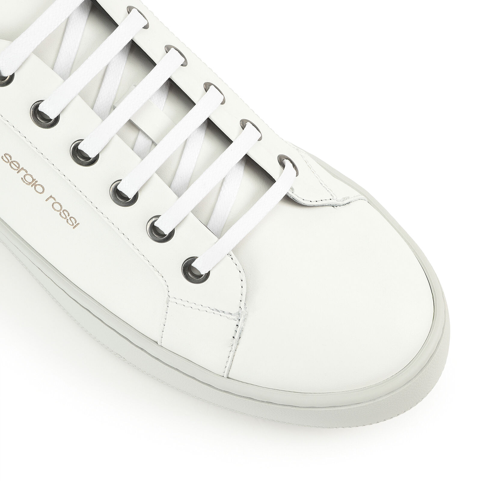 Flat white sneaker shoes hotsell