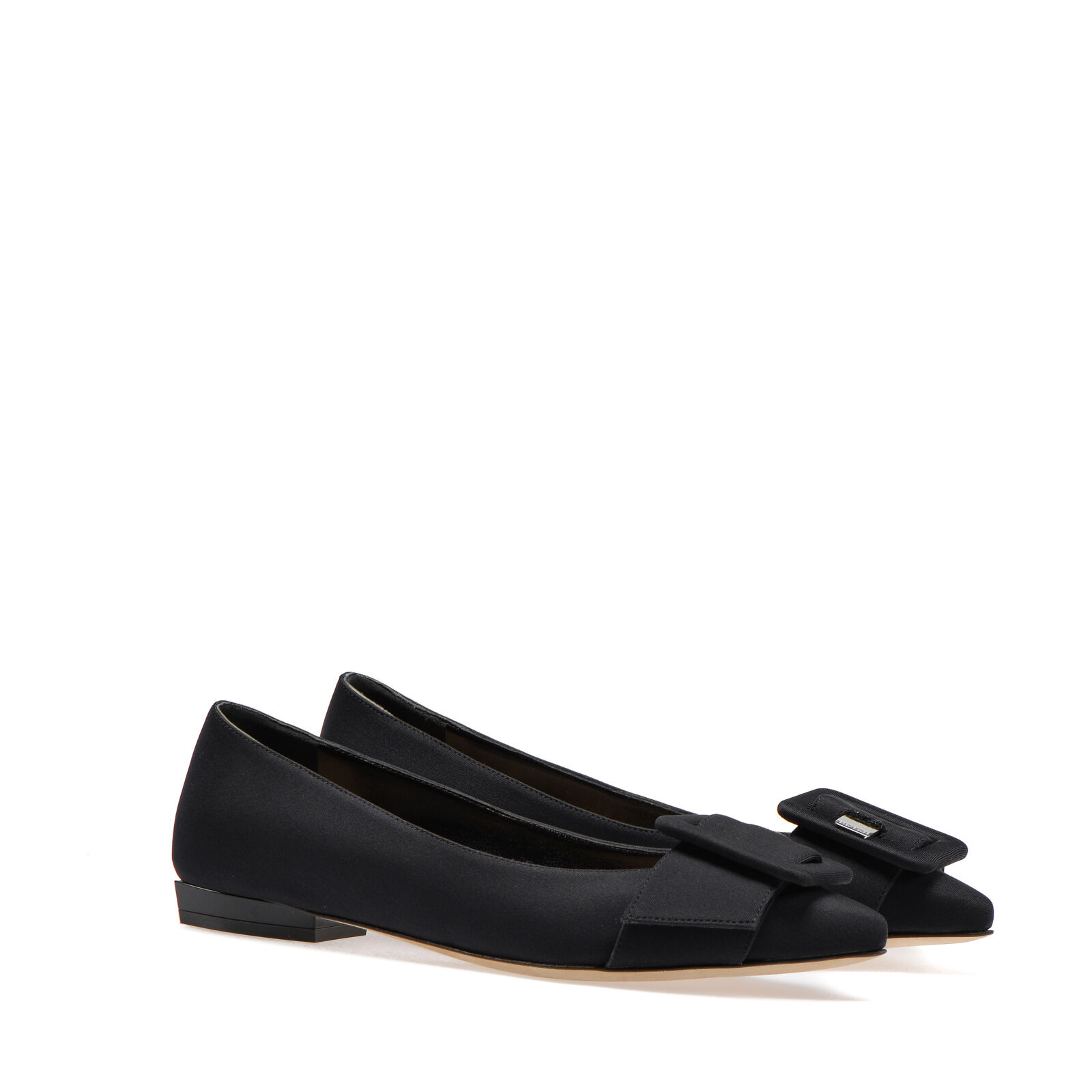 mia flats