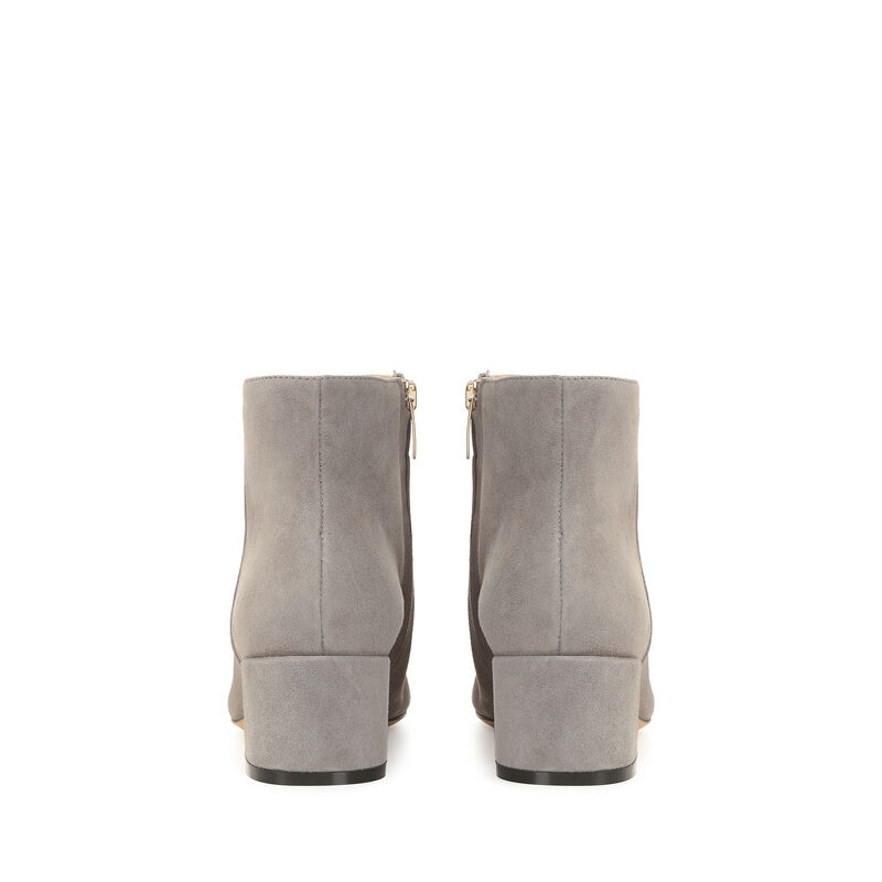 Virginia  - Booties Zinco
