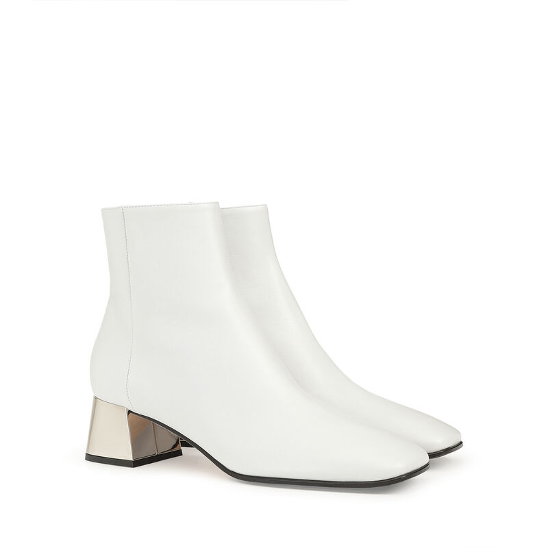 sr Alicia  - Booties White