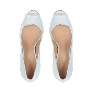 Godiva Blunt New, 3