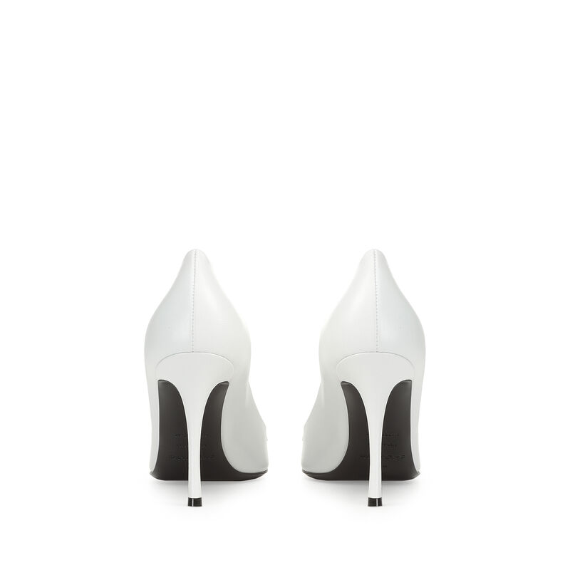 sr1 - Pumps Black/White