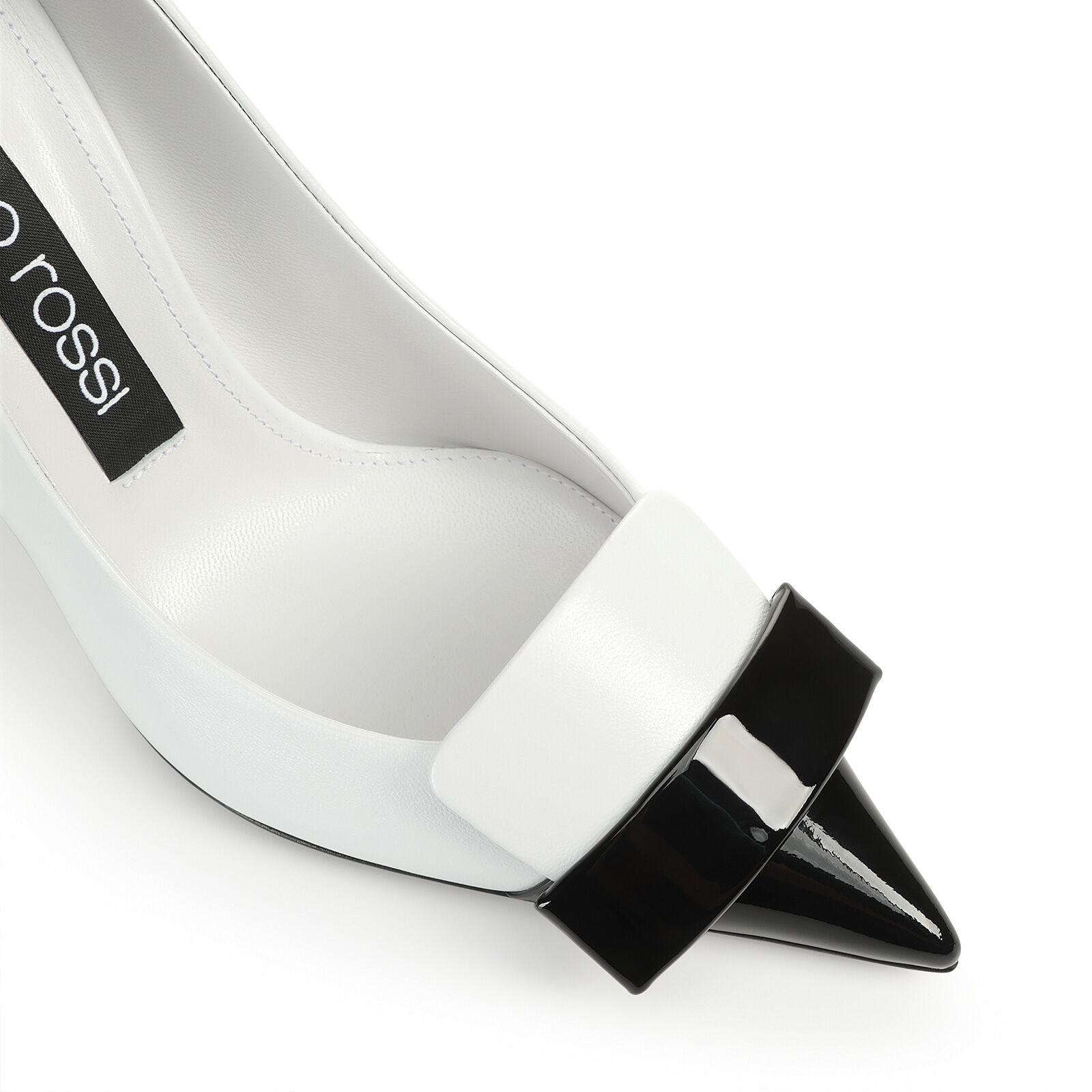 Black and white best sale pumps
