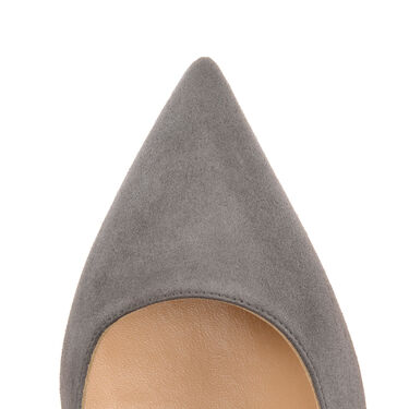 Godiva, 4