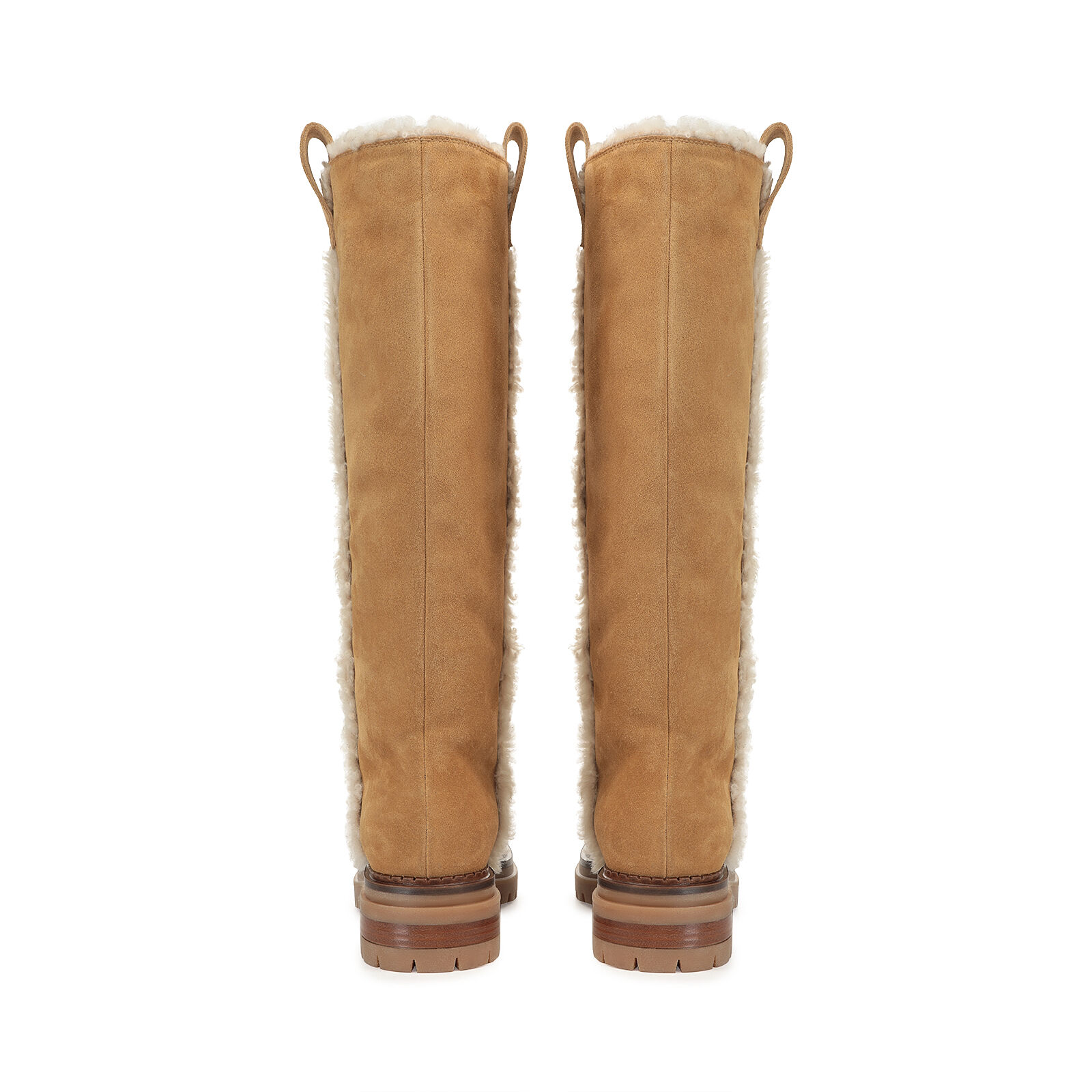 sr Winnie  - Boots Honey, 2