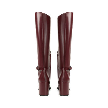 sr Nora - Boots Wine, 2