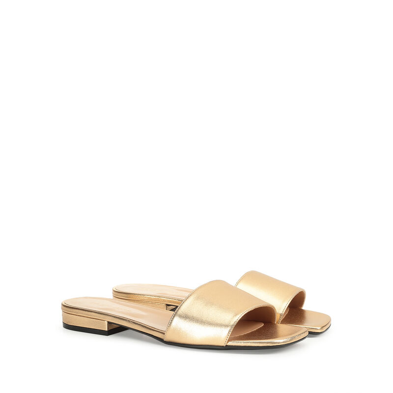 sr Alicia  - Sandals Gold