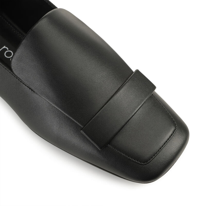 sr1 - Slippers Black