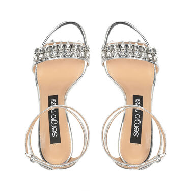 Godiva, 3