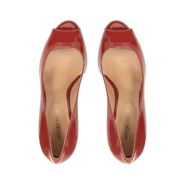 Godiva Blunt New, 3
