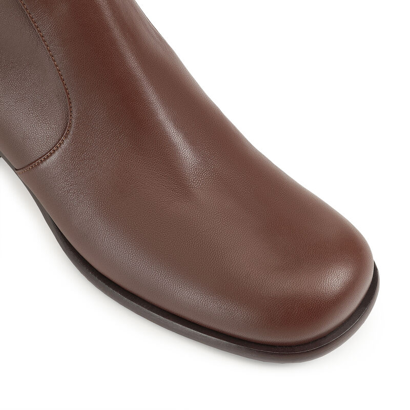 sr Aden  - Boots Cocoa